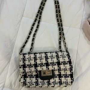 Chic Black and White Tweed Shoulder Bag